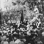 15. Открытие памятника Робеспьеру в Александровском саду. Фотография 1918 года