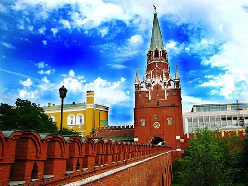 5. Троицкая башня Кремля. Современная фотография