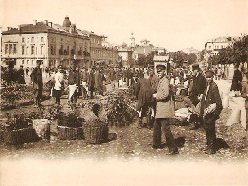 7. Рынок на Трубной. Фотография начала XX века