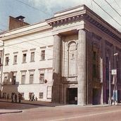 6. Здание театра имени Вахтангова. Фотография 1980-х годов.