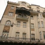 32. Это дом с самыми необычными в Москве балконами