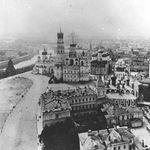 1. Вид Кремля со Спасской башни. Фотография начала XX века