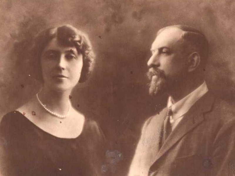 8. Анна Александровна и Степан Павлович Рябушинские. Фотография 1920-х годов