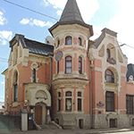 25. А в этом доме 1900 года постройки Лев Николаевич жил со своей семьей
