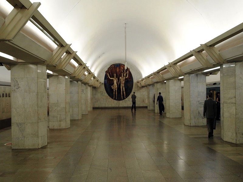 7. Станция «Полянка». Современная фотография.